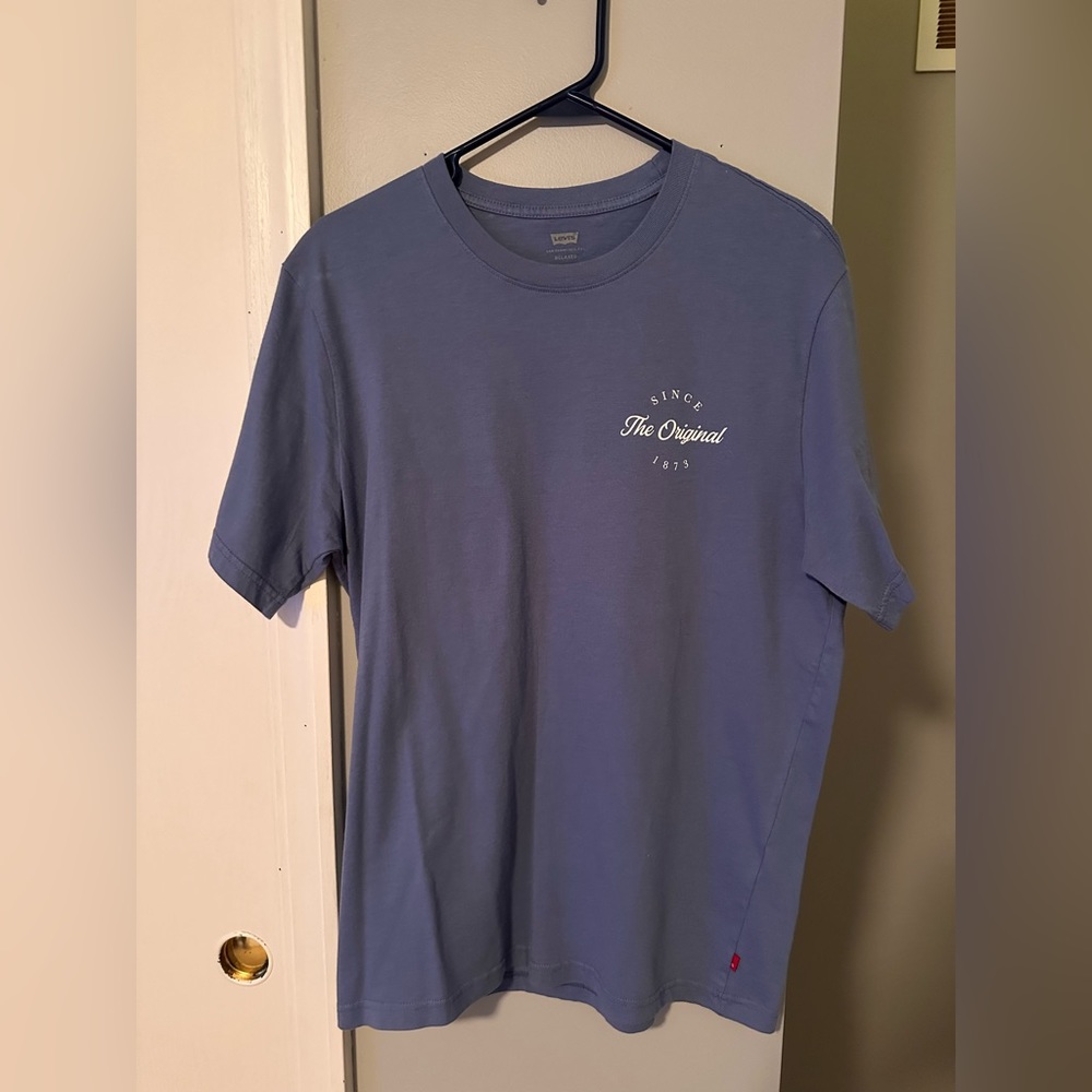 Men’s Levi’s short sleeve t-shirt